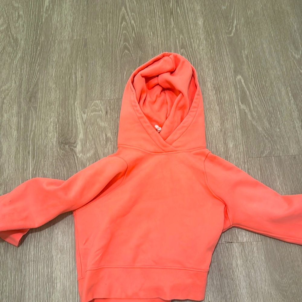 Lululemon short hoodie